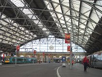 Liverpool Lime Street Station; Copyright(C) 2005 scousehouse